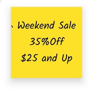 Yellow Weekend Sale Sign